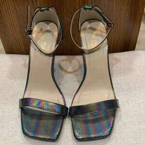 Snakeskin material heels